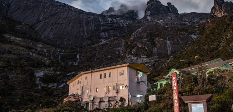 Laban Rata Resthouse